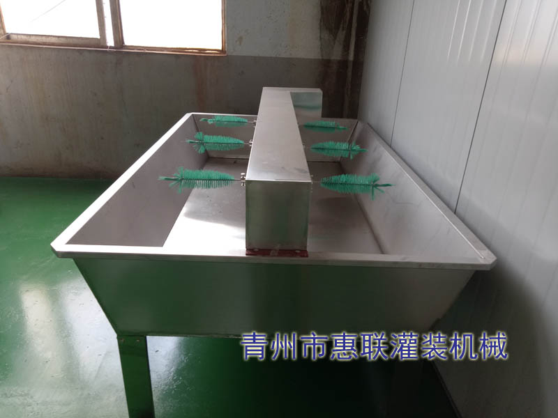 小型洗瓶機的沖瓶原理是什么？